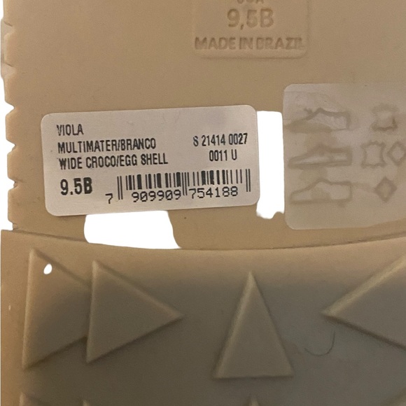 Schutz Viola Crocodile Embossed Leather Shoe - Picture 7 of 7